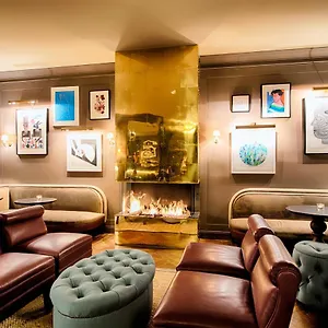 **** מלון Mondrian Am Checkpoint Charlie גרמניה
